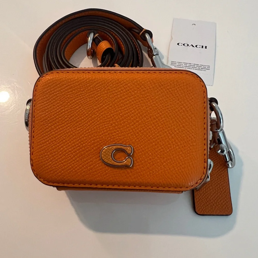 NWT Coach Orange Crossbody card wallet mini bag - Picture 2 of 5